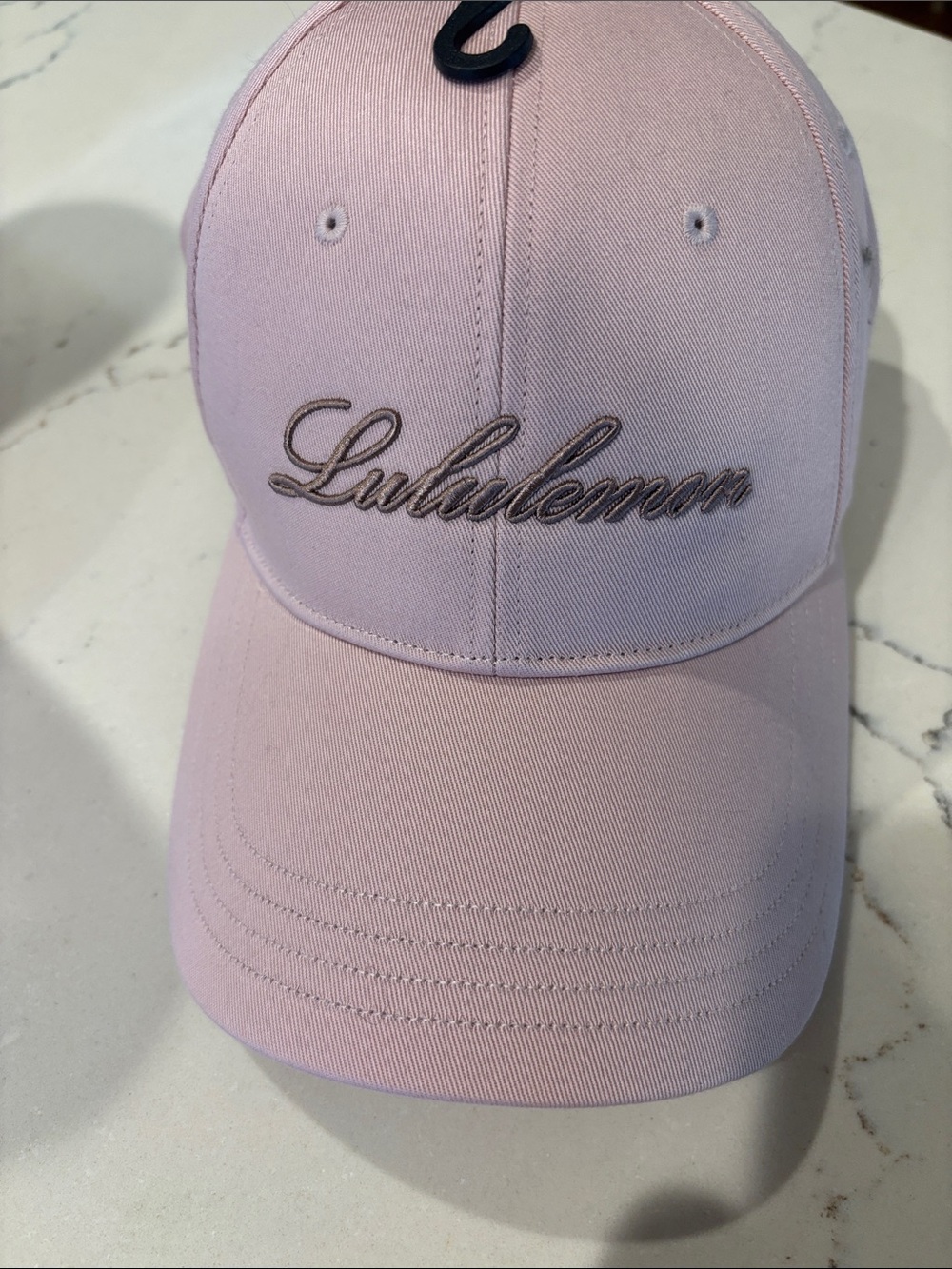 lululemon Pretty In Pink Bundle—Water Bottle, Cap & Accessories, NWT + Gift Bag - Picture 5 of 13